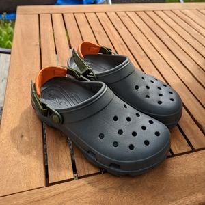 Rugged Crocs m9/w11